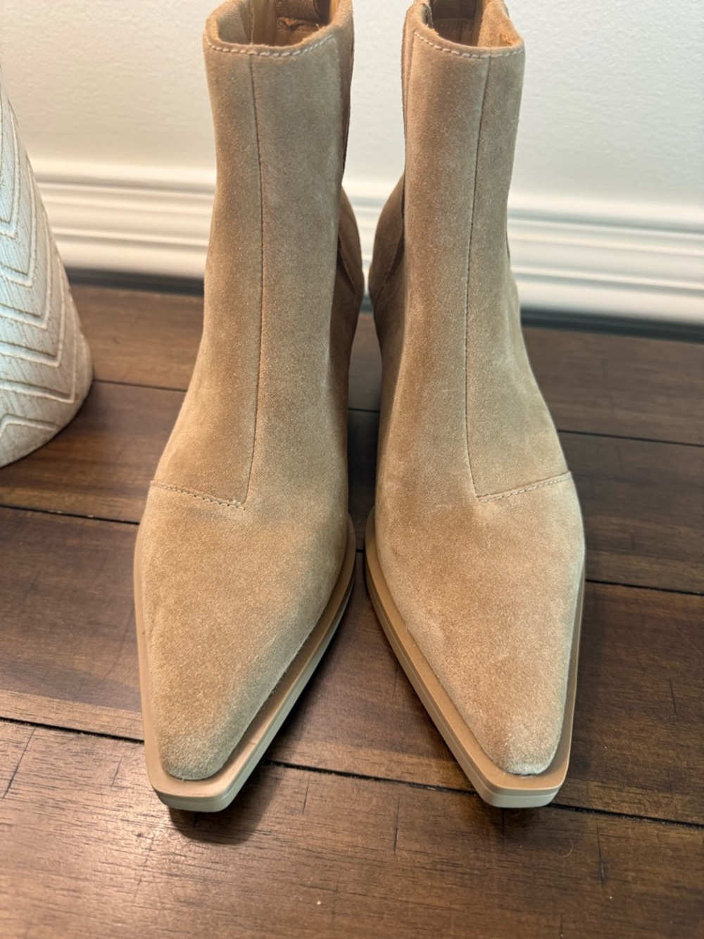 rag & bone Rover Suede Pointed Toe Ankle Boots size 36 - Picture 11 of 14